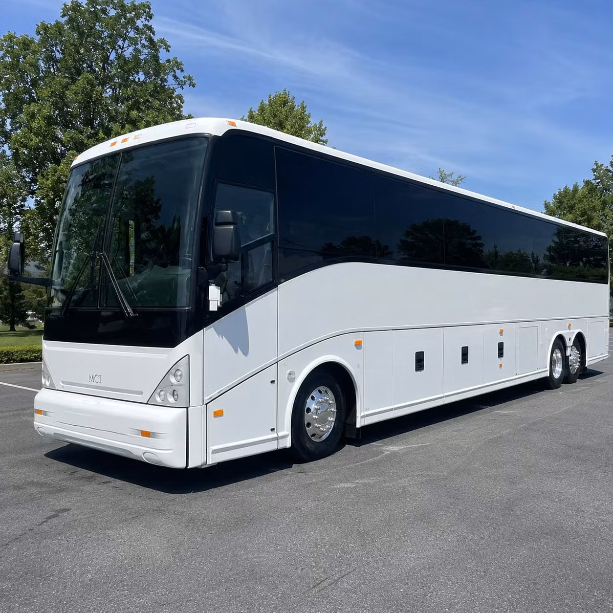bus rental options for sterling heights trips